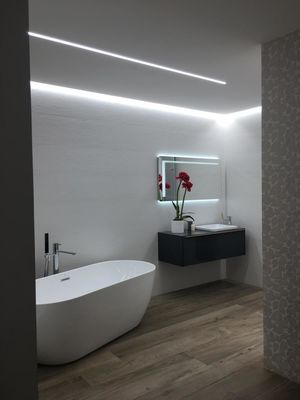 Waterproof led strip light IP65 using with led light bar surface installation for home and office