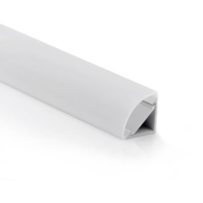 Un buen precio. Canal 6063 T5 16*16m m de la prenda impermeable LED del difusor de la PC para la esquina en línea
