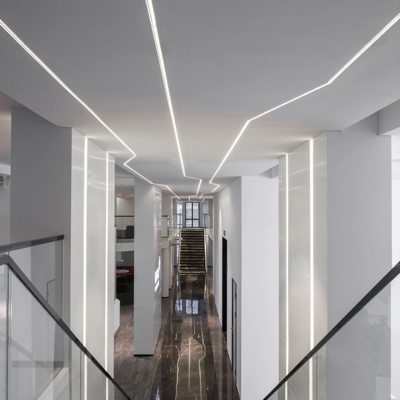 Un buen precio. IP44 anodizó el PWB de aluminio del perfil 17.5m m de la tira del arco LED para el dormitorio K29 en línea