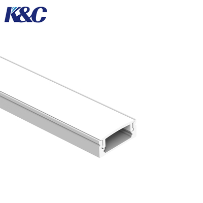Un buen precio. Los perfiles de aluminio de la tira de luz LED anodizada están perfectamente empalmados para un corte fácil en línea