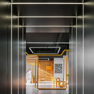 Un buen precio. Profile de aluminio de aleación de aluminio 6063 LED para montaje en superficie y en suspensión en línea