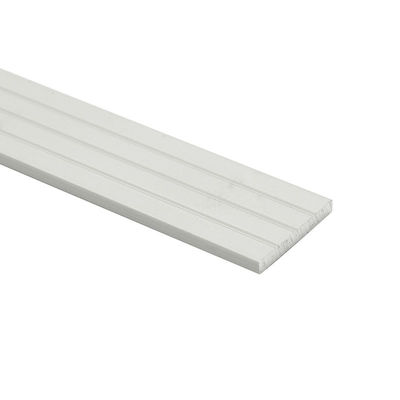Un buen precio. El plano montó 20*2.5m m que el techo de 6063 T5 LED llevó el perfil de aluminio de la tira en línea