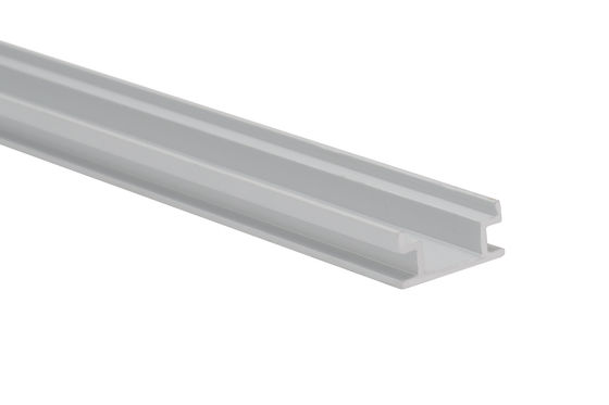 Un buen precio. Perfil residencial 6063 T5 W19.2mm del piso de la aleación de aluminio 8m m LED en línea