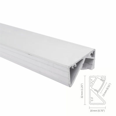 IP45 6063 ahuecó el perfil de aluminio llevado de aluminio de la escalera de la esquina de la pared del perfil