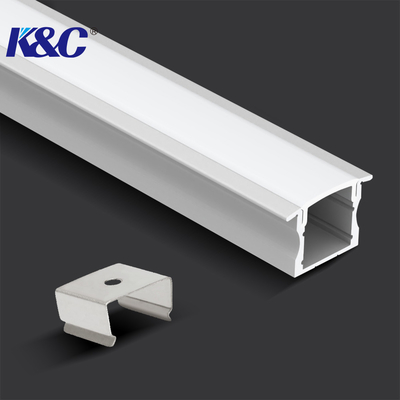 Un buen precio. La longitud los 2m los 2.5m ahuecó el perfil de aluminio del LED con la cubierta del difusor de la PC en línea