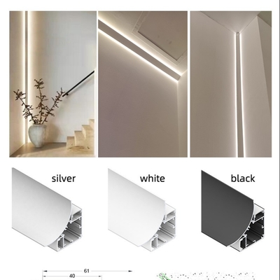 La protuberancia de la esquina T8 llevó el perfil de aluminio de la tira con pantalla de la cubierta del difusor de la PC